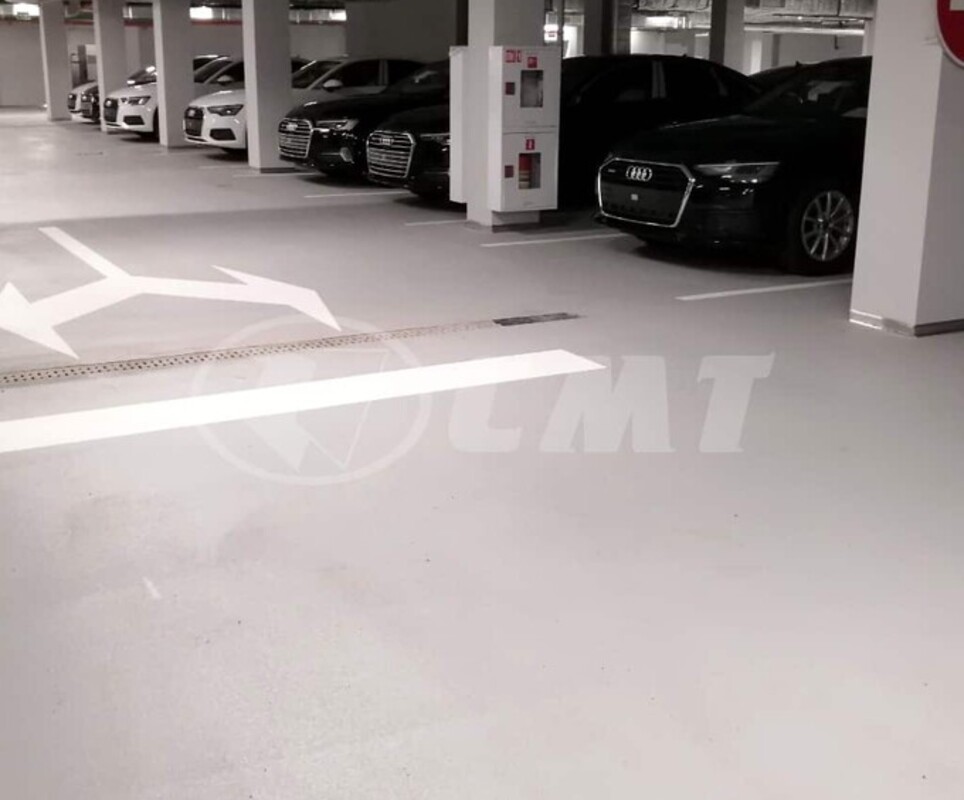 Паркинг Audi